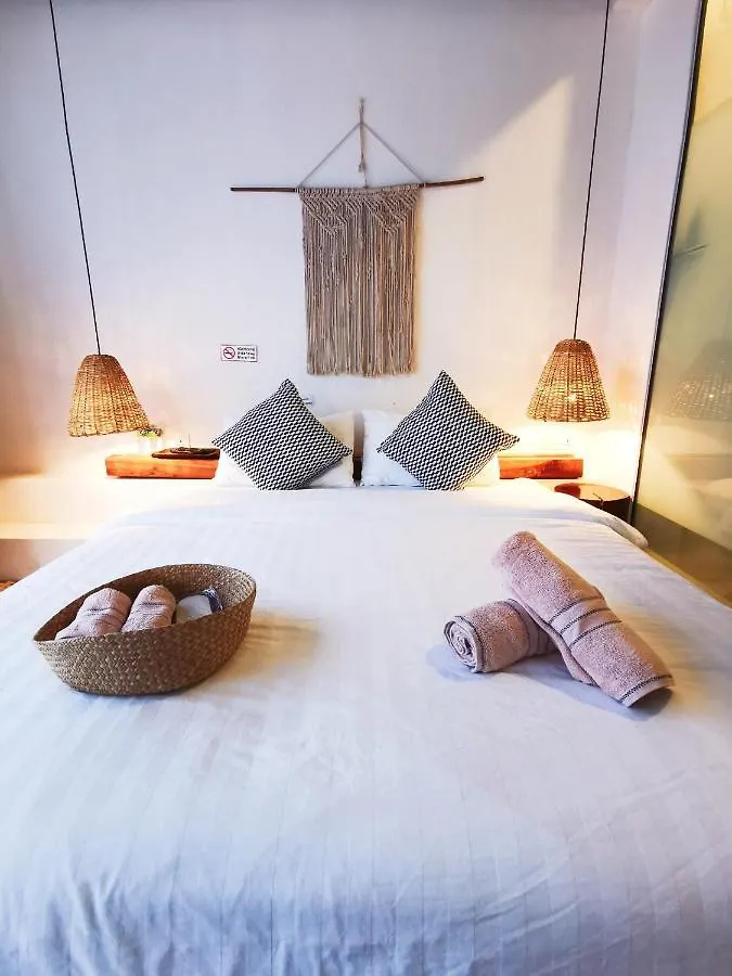 Jade Suites By Sky Hive George Town